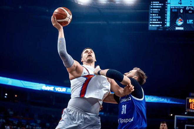 关于立陶宛男篮强势勇士，米切尔绝境逆转的信息