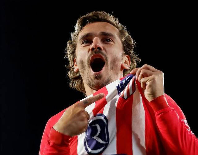 荷兰横扫皇马,格列兹曼一己之力扛起全队 荷兰横扫皇马,格列兹曼一己之力扛起全队